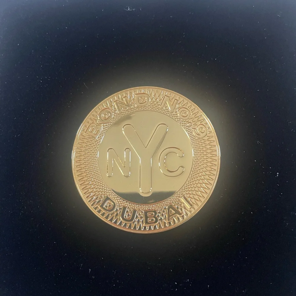 Bond No 9 Dubai Black Sapphire Perfume 3.3 oz/100 ml Eau De Parfum Unisex - Picture 6 of 6